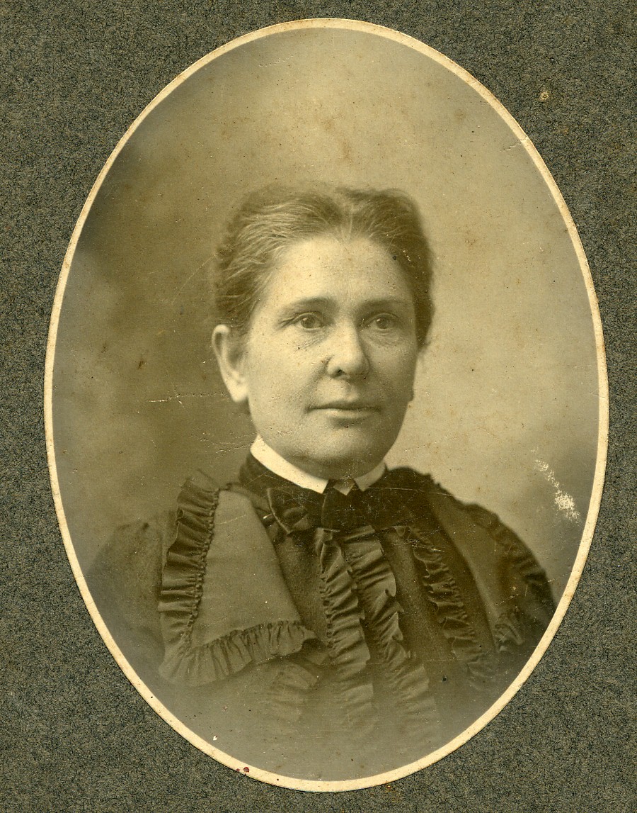 23-1  1899 or 1900   Jessie Gould Campbell.jpg